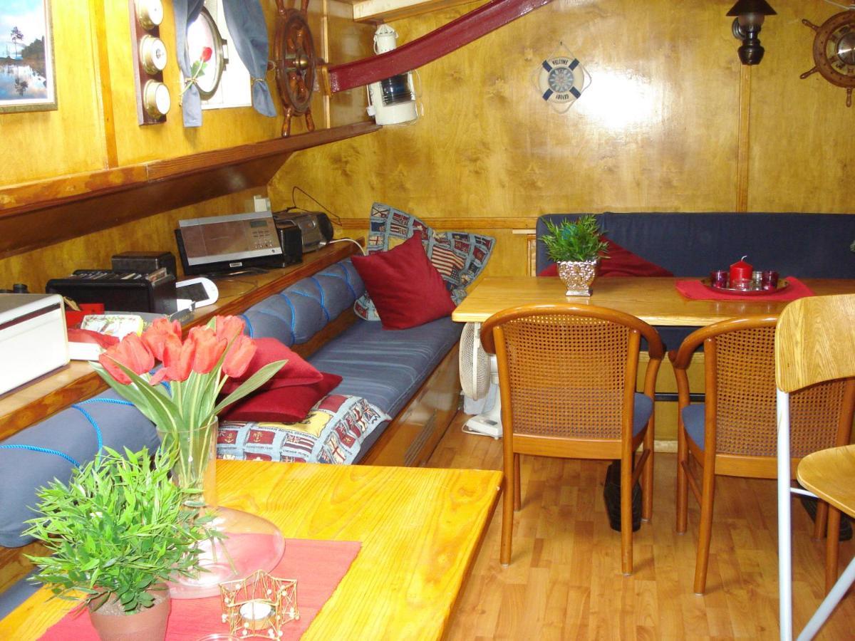 Hotel Spes Mea à Groningue Extérieur photo